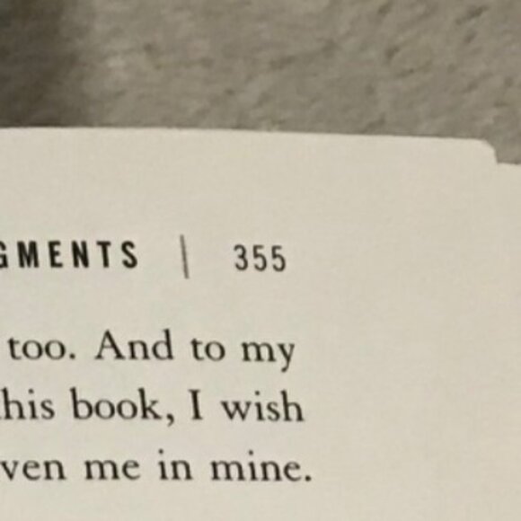 Joy Fielding Shes Not There Paperback Novel - Picture 4 of 4